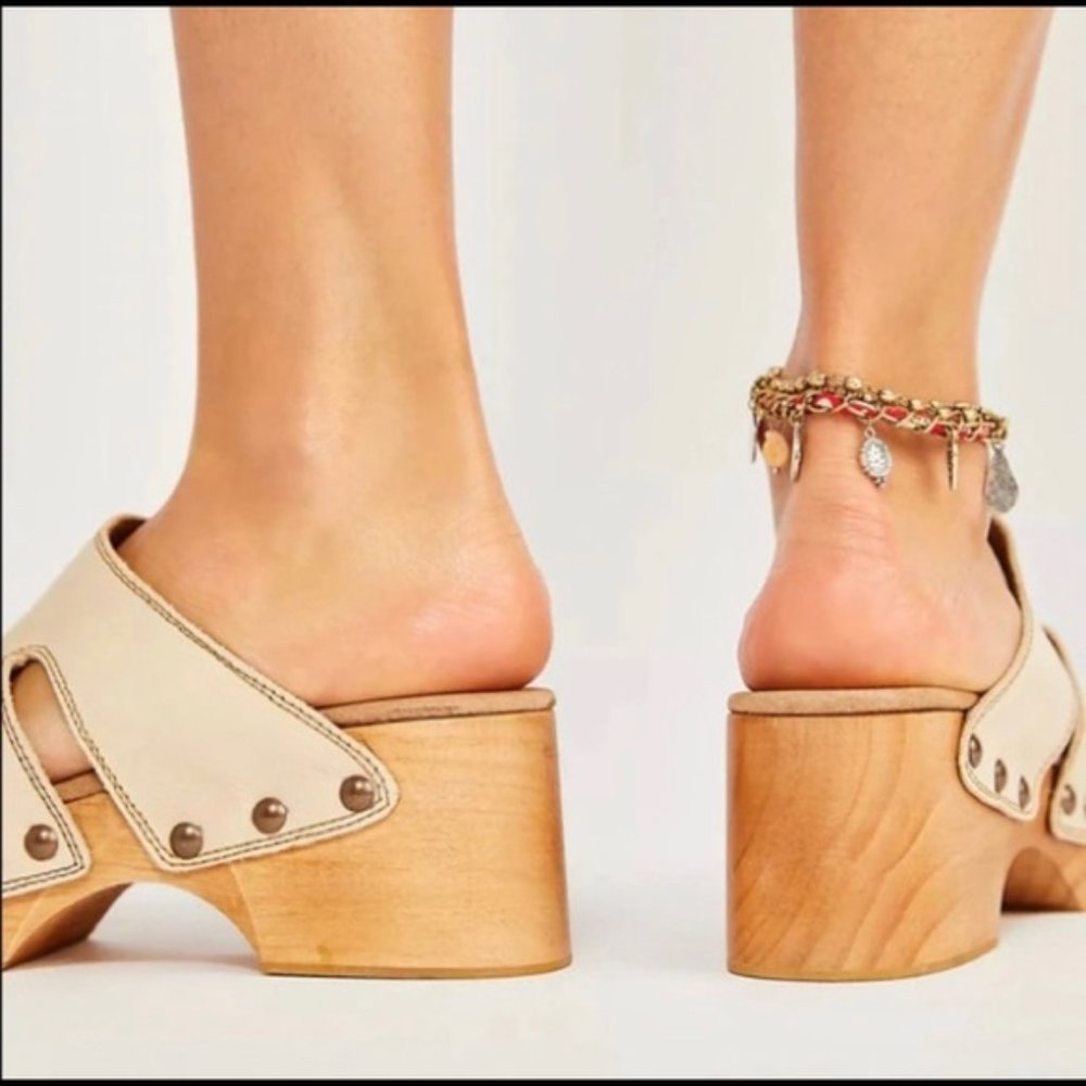 Free People Fisherman Leather Wooden Clog Mules, size 39 / 8.5 - Picture 8 of 15